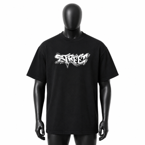 เสื้อยืดโอเวอร์ไซส์ลายกราฟิกสำหรับผู้ชาย ผ้าฝ้ายพรีเมียม สไตล์สตรีทแวร์ เสื้อยืดแฟชั่นลำลองแบบสบายๆ ทรงหลวม สีดำ - Product Image 1