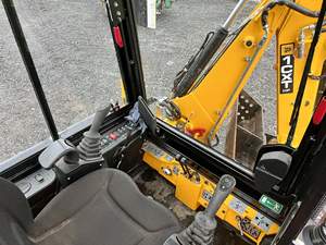 ซื้อรถขุดตีนตะขาบ JCB 1CXT 4X4 สำหรับงานก่อสร้าง เครื่องจักรคุณภาพพรีเมียม จัดส่งรวดเร็ว - Product Image 6
