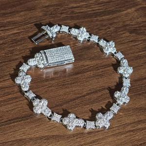 สร้อยข้อมือเพชรสุดหรูที่มีสเน่ห์หรูหราได้รับการรับรองจาก Gia ประกายทองคำขาวสำหรับวันครบรอบทุกโอกาส - Product Image 1