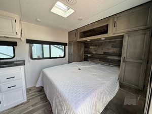 รถบ้านรุ่นใหม่ RV Venture S-TRATUS RV Sport 199VRBS รุ่นปี 2024 สมรรถนะสูง พร้อมจำหน่าย - Product Image 5