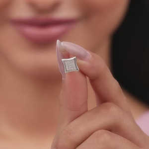 Clou Huggie en argent scintillant motif floral religieux romantique avec zircon perle diamant rhodium laiton cuivre pour les fêtes - Product Image 5