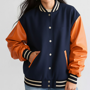 Veste universitaire en peau de mouton pour femme, modèle OEM, la plus vendue, avec logo brodé personnalisé, en coton matelassé, manteau d'hiver - Product Image 2