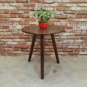 โต๊ะกาแฟไม้เนื้อแข็ง 3 ขา ทนทาน เหมาะสำหรับห้องนั่งเล่น - Product Image 1