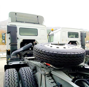 Meilleures ventes authentiques Ch1na H1gh Qual1ty S1n0truck Heavy Duty H0W0 6x4 430HP Tract0r Garantie de 3 ans pour la vente - Product Image 3