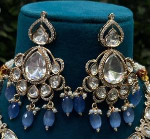 Conjunto de collar y pendientes de latón Kundan Premium, joyería nupcial hecha a mano con acentos de diamantes americanos - Product Image 2