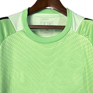 เสื้อฟุตบอลผู้ชายสไตล์เรโทรแบบกำหนดเองสำหรับการฝึกซ้อมในฤดูหนาว พร้อมบริการ OEM ชุดกีฬาตาข่าย - Product Image 5