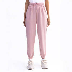 Service OEM Pantalons décontractés pour femmes pour les activités de plein air Qualité supérieure Prix abordable Pantalons slim pour femmes pour un usage décontracté - Product Image 1