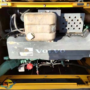 High Quality Second-<b>Hand</b> Volvo EC380D Crawler Excavator for Sale 35 Ton Operating <b>Weight</b> Motor Gear Core Components Guaranteed - Product Image 3