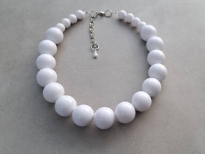 Collar de cuentas de resina de diseño de fabricante indio para fiestas de boda, compromiso, fiestas de Navidad y ropa de oficina - Product Image 3