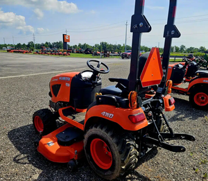 Tracteur utilitaire subcompact 4x4 en promotion – Tracteur agricole | Tracteur de jardin diesel Kubota BX2680 4x4 compact - Product Image 4