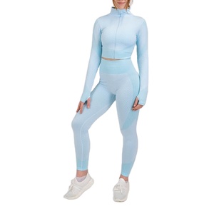 Ensemble de sport et yoga 2 pièces en toile pour femme, motif uni, vêtements d'entraînement grandes tailles, vente en gros, logo personnalisé, tenue de fitness et d'exercice - Product Image 3