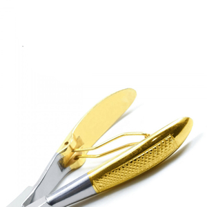 Cortauñas de Acero Inoxidable de Alta Resistencia con Mango Dorado y Resorte Único para Manicura y Belleza - Product Image 4