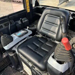 Excavatrice d'occasion 3 tonnes Komatsu PC35MR Unité compacte Excavatrice Komatsu PC35MR d'occasion pour l'aménagement paysager et les travaux utilitaires - Product Image 2