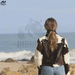 แจ็คเก็ตหนังแกะคุณภาพสูงสำหรับผู้หญิง ดีไซน์ล่าสุด สำหรับฤดูหนาว บุด้วยผ้าฝ้าย ความยาวปกติ ระบายอากาศได้ดี กันน้ำด้านหน้า - Product Image 4