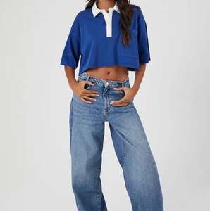 Hauts courts personnalisés pour femmes T-shirt à manches courtes de couleur unie avec col rabattu haut tricoté décontracté pour l'été - Product Image 4