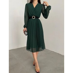 ชุดเดรสยาวปานกลางแบบคอปกคู่ รุ่น Kadin sifon Kumas Astali Klos Kesim Kruvaze Yaka Midi Boy Elbise, 25583 - Zumrut - Product Image 2