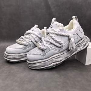 Chaussures basses décontractées tendance à prix réduit, design simple, baskets de tous les jours, baskets de marche en gros pour toutes les saisons - Product Image 4