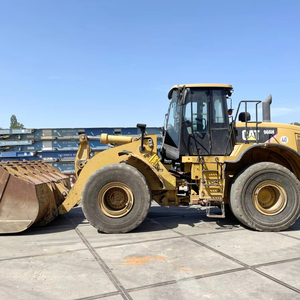 รถตักขนาดกลางสำหรับแมวมือสอง - Product Image 1