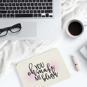 Adorable trousse de toilette en toile de coton avec motif lettres, portable, « Oh You Make Me Blush» - Product Image 3