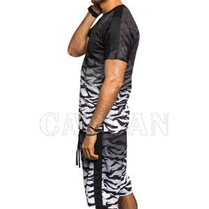 Ensembles de col rond deux pièces d'été de qualité supérieure pour t-shirt à logo imprimé personnalisé avec ensemble court - Product Image 3