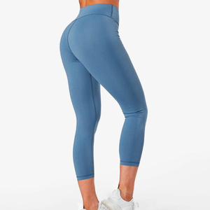 Vente en gros de vêtements de Yoga pour femmes, pantalon de Yoga de Compression Capri respirant en polyester spandex Capri de Yoga - Product Image 2