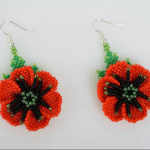 ต่างหูลูกปัดดอกไม้ - Product Image 1