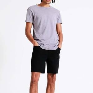 Camiseta de manga corta serigrafiada personalizada - Product Image 2