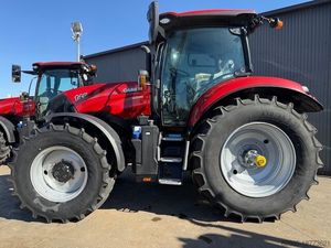 Tracteur agricole multifonctionnel d'occasion Case IH 20-160 4x4 automatique avec divers équipements essentiels pour l'agriculture - Product Image 3