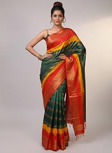 ผ้าซารีราซีอา แจ็คการ์ด ทอลายแจ็คการ์ดทั้งผืน ขอบและพาลลูสีทอง ผลิตในอินเดียสำหรับผู้หญิง - Product Image 2