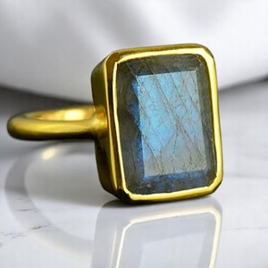 Piedra preciosa labradorita natural 10x14MM Rectángulo Bisel Chapado en oro Anillo bohemio Anillo personalizable - Product Image 3