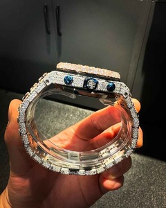 Montre de luxe en moissanite VVS1 de haute qualité, entièrement sertie de diamants, or rose, pour les cadeaux de fête et les occasions, disponible à un prix abordable - Product Image 3