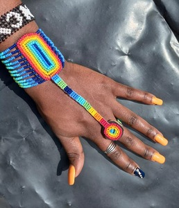 ต่างหูลูกปัดผีเสื้อลูกปัดคุณภาพสูงเป็นของขวัญสำหรับผู้หญิงต่างหูลูกปัดแบบพื้นเมืองดีไซน์ใหม่จากอินเดีย - Product Image 4