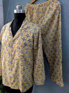 Hecho a mano hermoso algodón PJ Set Floral impreso ligero transpirable y suave regalos para ella - Product Image 3