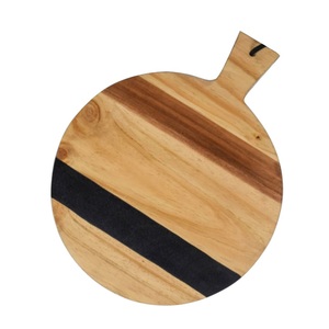 Planche à découper en bois tendance pour légumes, poisson et aliments - Product Image 3