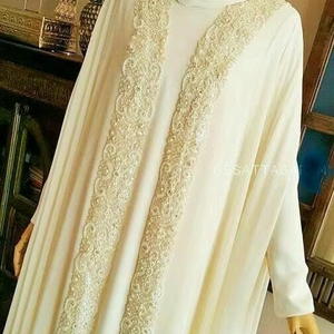 Kimono décontracté élégant et modeste brodé à la main pour femmes Abaya XXL taille avec bouton fait à la main pour adultes - Product Image 1