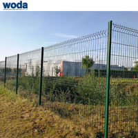 Clôture de jardin en treillis métallique soudé incurvé 3D décoratif personnalisé pour la maison et l'extérieur facile à assembler panneau de clôture de route clôture en PVC