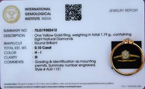 แหวนทอง18K สีเหลืองของผู้หญิง IGI ได้รับการรับรองว่ามีน้ำหนักเบาแหวนเพชรธรรมชาติทรงกลมระยะประชิด - Product Image 5