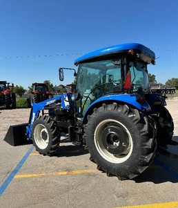Tracteur à roues miniatures New Holland d'occasion avec chargeur frontal, 90 CV, 4 roues motrices, transmission par engrenages, faible consommation de carburant pour les travaux sur le terrain - Product Image 6