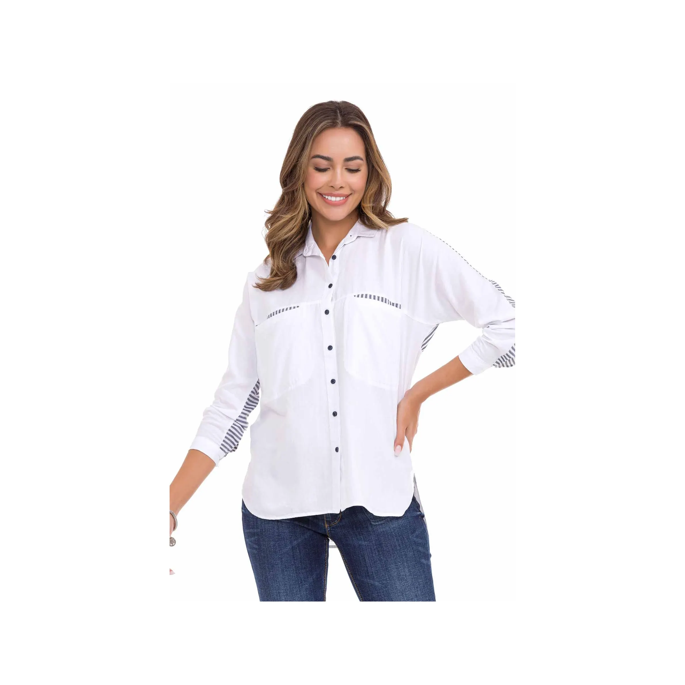 Toptan fiyata mevcut en son koleksiyon kadın gömlek tam kollu düz renk gömlek