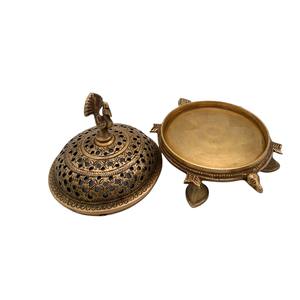 Juego de Quemadores de Incienso de Latón Árabe, Hermoso Diseño Nuevo, Decoración para el Hogar, Quemador de Bakhoor, Nuevo Diseño en Venta - Product Image 5