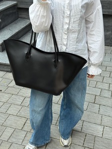 Sac à main en cuir vintage le plus vendu Sac à main en cuir pleine fleur pour femme avec plusieurs compartiments disponibles au prix d'exportation - Product Image 4