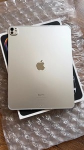 Factory New 2025 i Pad Pro 11" & 13" M4 Chip 256GB 512GB storage Ultra Retina XDR display AI Tablet Global shipping - Product Image 5