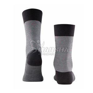 Proveedor Mayorista de Calcetines Casuales para Hombre con Diseño OEM Personalizado / Calcetines Ligeros de Algodón para Hombre para Venta en Línea - Product Image 4