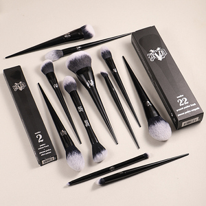 Custom KVD10 Doble cara pendiente base cepillo 11Pcs <span class=keywords><strong>Kat</strong></span> <span class=keywords><strong>Von</strong></span> D Series Vegan Principiante Maquillaje Brochas Fábrica al por mayor - Product Image 3