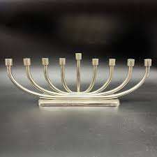 Chandelier de table Menorah de Moradabad pour la décoration intérieure, Noël, Pâques et la Saint-Valentin, décoration d'hôtel et de fête - Product Image 4