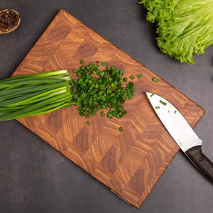 Tabla de cortar y de servir de plástico reciclado - Product Image 1