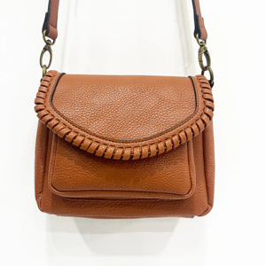 Bolso bandolera vintage de cuero genuino para mujer, diseño con solapa marrón, correa única, para uso diario. - Product Image 6