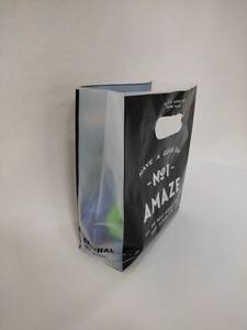 Sacs en plastique blancs découpés sur mesure en LDPE recyclable avec impression sérigraphique pour le shopping et la marque de mode - Product Image 3