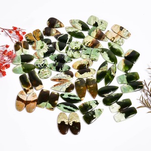 Haute qualité 100% naturel vert Chrome calcédoine paire Cabochon pierres précieuses pierres en vrac pour la fabrication de bijoux de boucle d'oreille à la main - Product Image 4