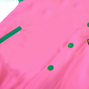 Veste de baseball personnalisée grande taille pour femmes Logo brodé Matériau satiné Respirant et approprié pour la saison d'hiver - Product Image 5